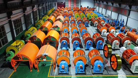 Gemakkelijk vastlopen van aluminium koperkabels: professionele, stijve machineoplossing